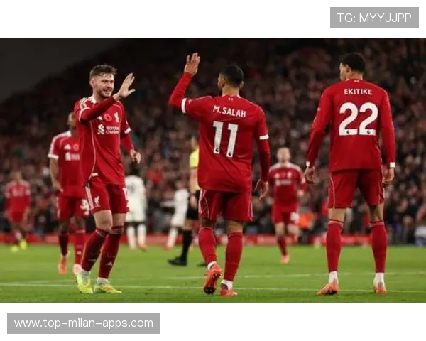 2-0！英超卫冕冠军大反弹，终结4连败+排名飙升第三，对手送2失误，英超冠军 2021