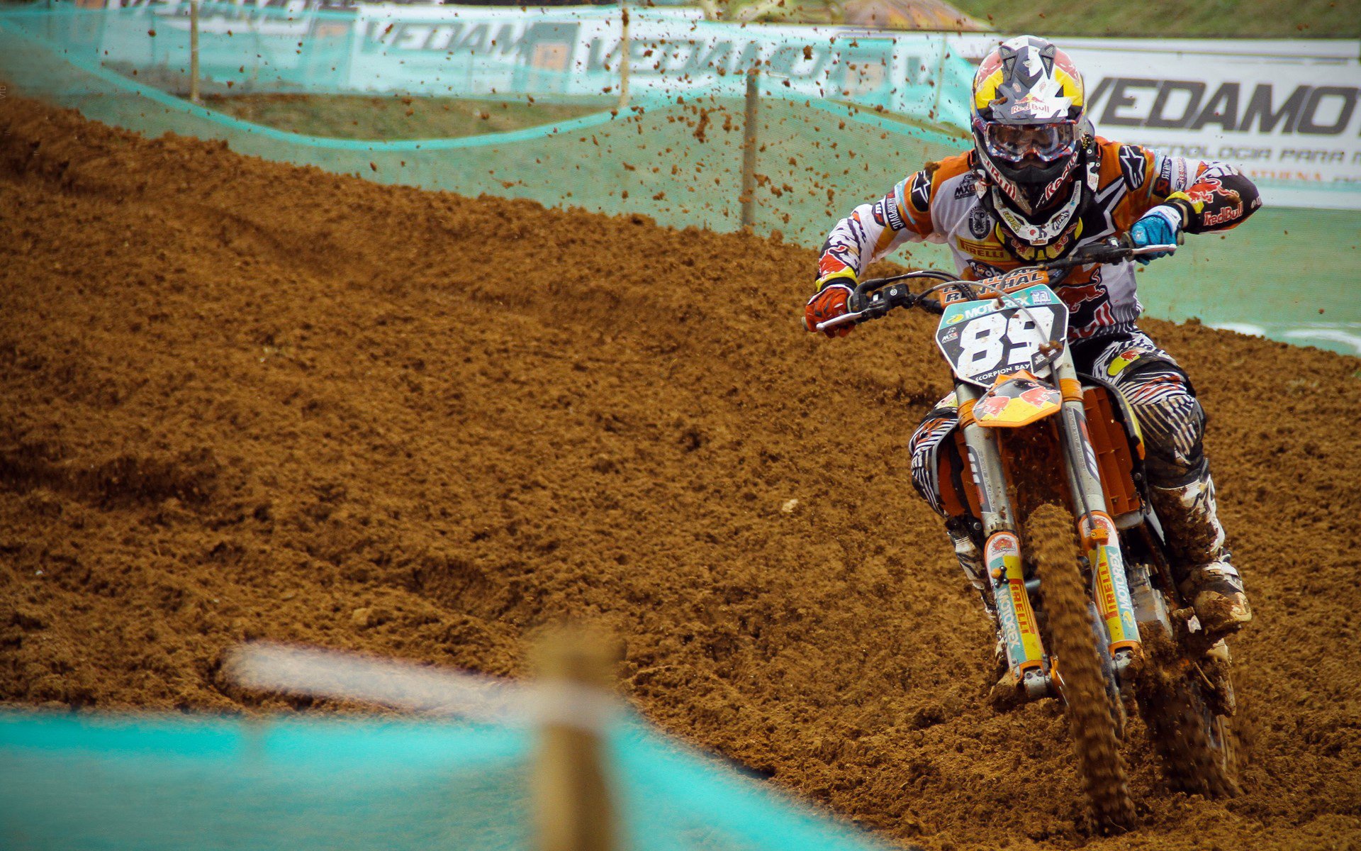 米兰体育官网-“马科斯·莫奇的领导力与冷静判断，帮助阿根廷美洲狮队保持高水平竞技状态”